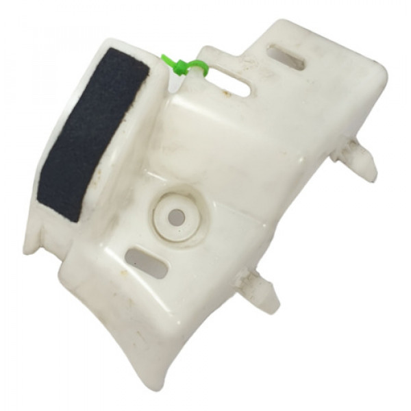 Suporte Do Painel Lado Direito Volkswagen Passat Cc 08 A 12