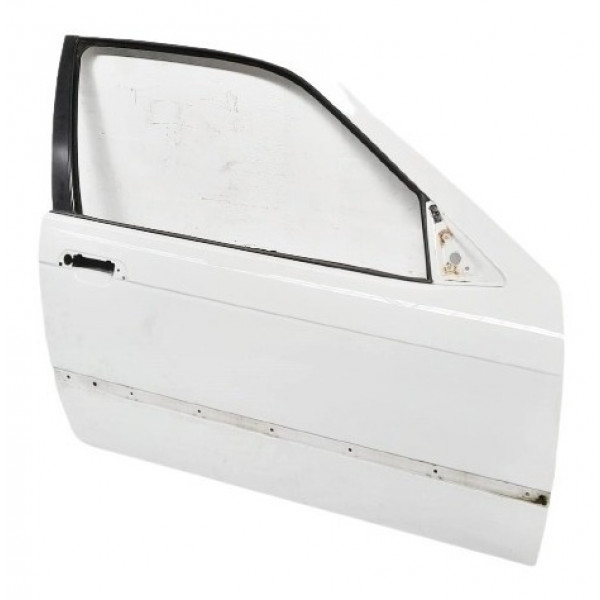 Porta Dianteira Direita Bmw 318ti Compact 96 97 98 Detalhe