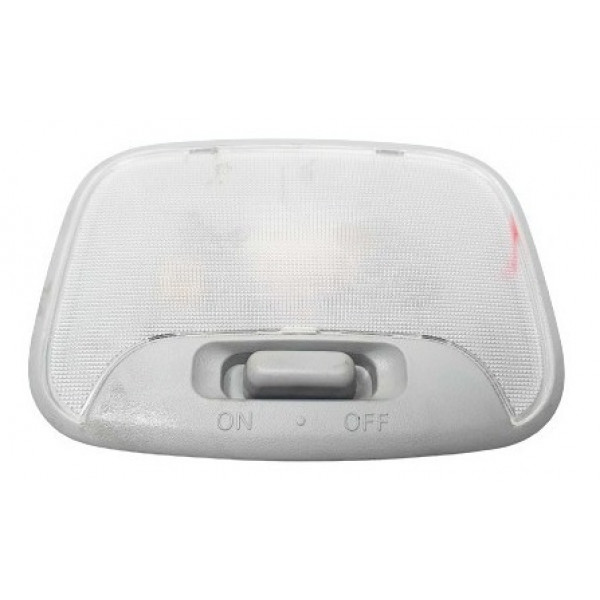 Luz Cortesia Mitsubishi Airtrek 04 A 08 Mr190205