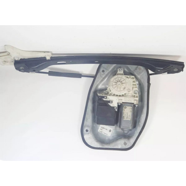Máquina De Vidro Dianteiro/direito Jetta 2006/2010 1k5839462