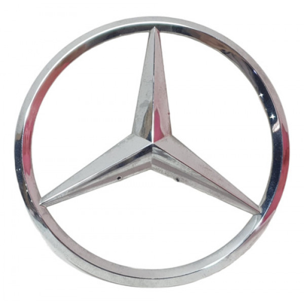 Emblema Cromado Tampa Traseira C180 W205 2015 A 2018