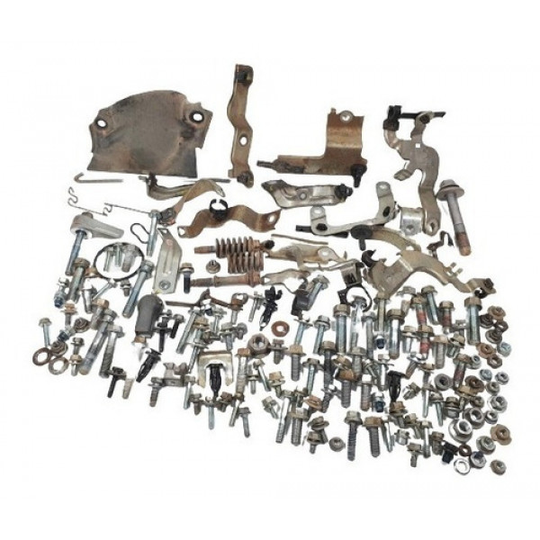Parafusos Cofre Do Motor Toyota Etios Sd 2017 2018 2019 2020