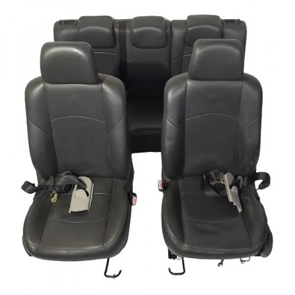Jogo De Banco Couro Renault Megane Gt 2007 A 2013 Detalhe 