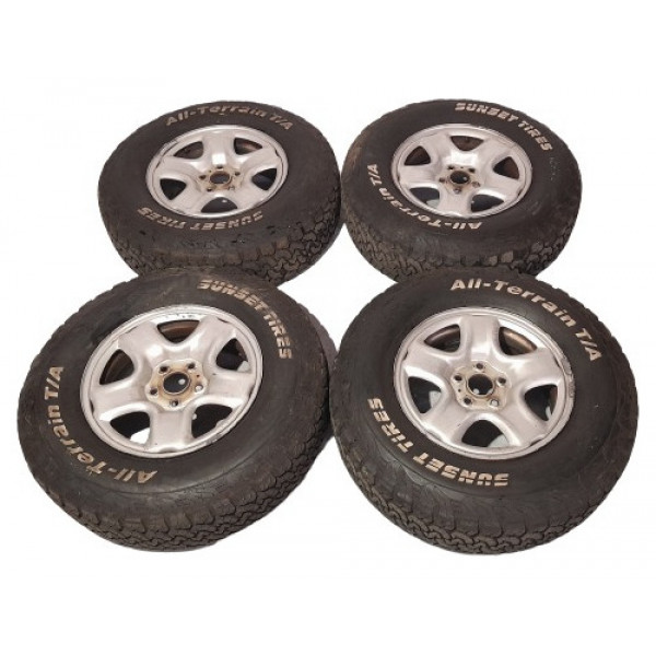 Jogo Roda Pneus All Terraian T/a Toyota Rav4 01 02 03 04 05