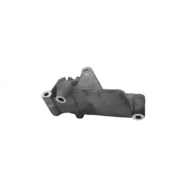 Suporte De Alternador Mitsubishi Pajero Tr4 09 10 11 12 13