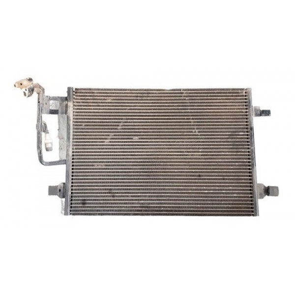 Condensador Ar Condicionado Volkswagen Passat B5 01 02 03 04