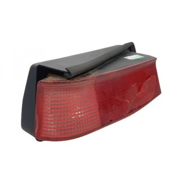 Lanterna Esquerda Alfa Romeo 164  Detalhe