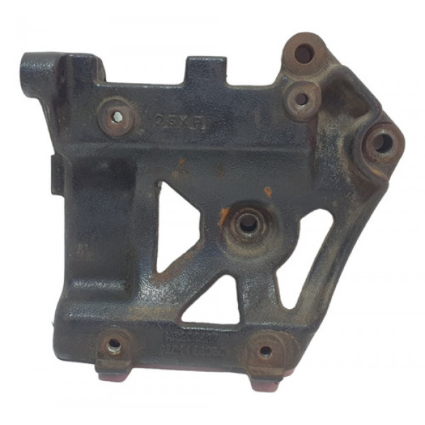 Suporte Compressor Ar Cond. Mitsubishi Pajero Sport Mr240427