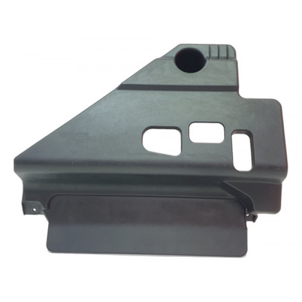 Moldura Acabamento Inferior Painel Chevrolet Tracker 17 A 19
