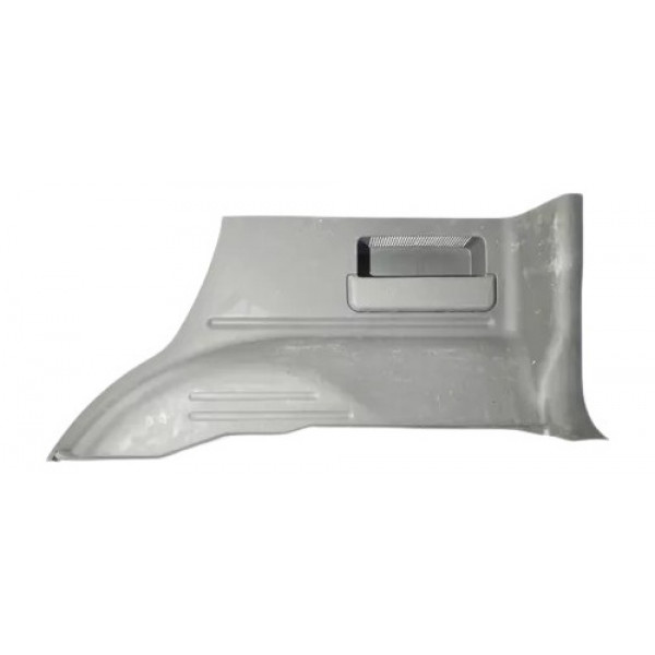 Acabamento Porta Mala Lado Direito Chevrolet Tracker 01 A 09