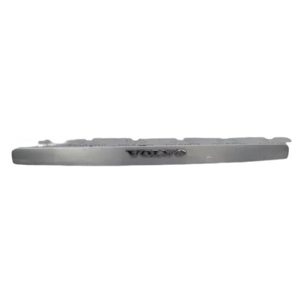 Régua Friso Da Tampa Traseira Volvo V50 2004 2005 2006 2007