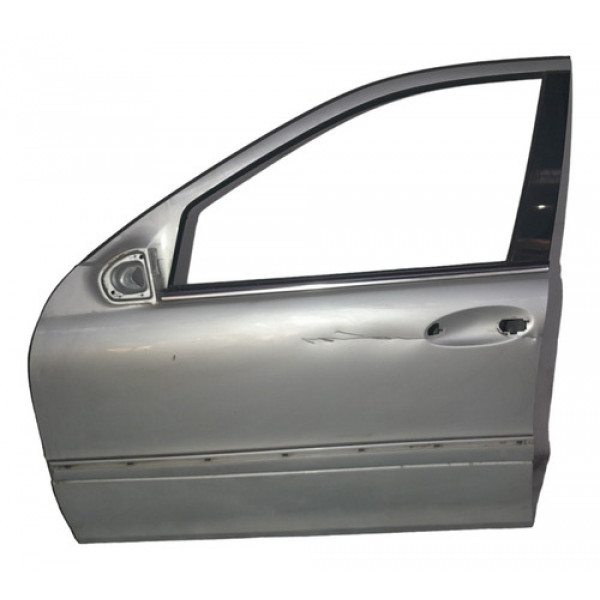 Porta Diant. Esq. Mercedes C200 W203 2001 A 2006 Detalhe 
