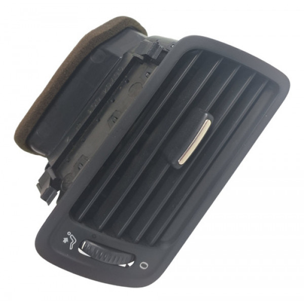 Difusor De Ar Dianteiro Direito Volkswagen Passat Cc 08 A 12