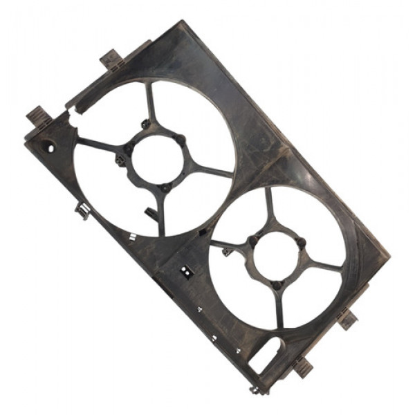 Moldura Ventoinha Outlander V6 2007 A 2012 Detalhe