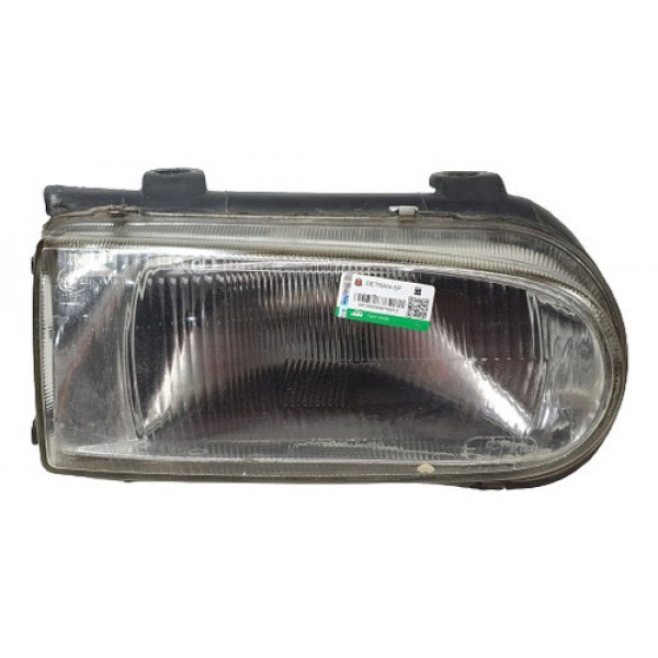 Farol Lado Direito Volkswagen Gol 2003 Detalhe 